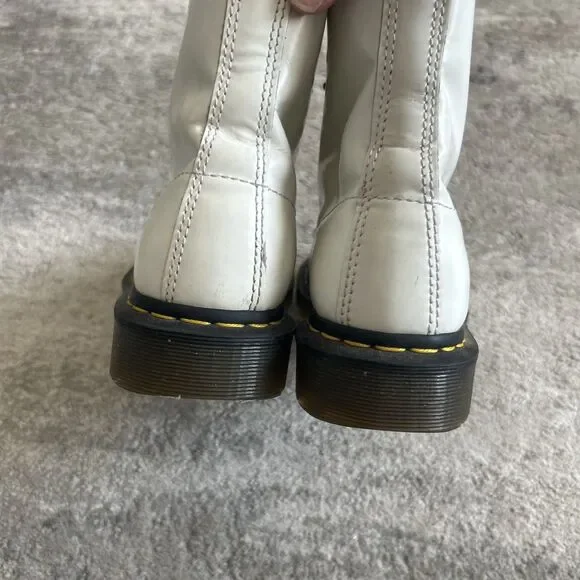 Dr. Doc Martens Boots Womens Size 9 Lace Up Combat White Leather 11821 - Picture 6 of 11